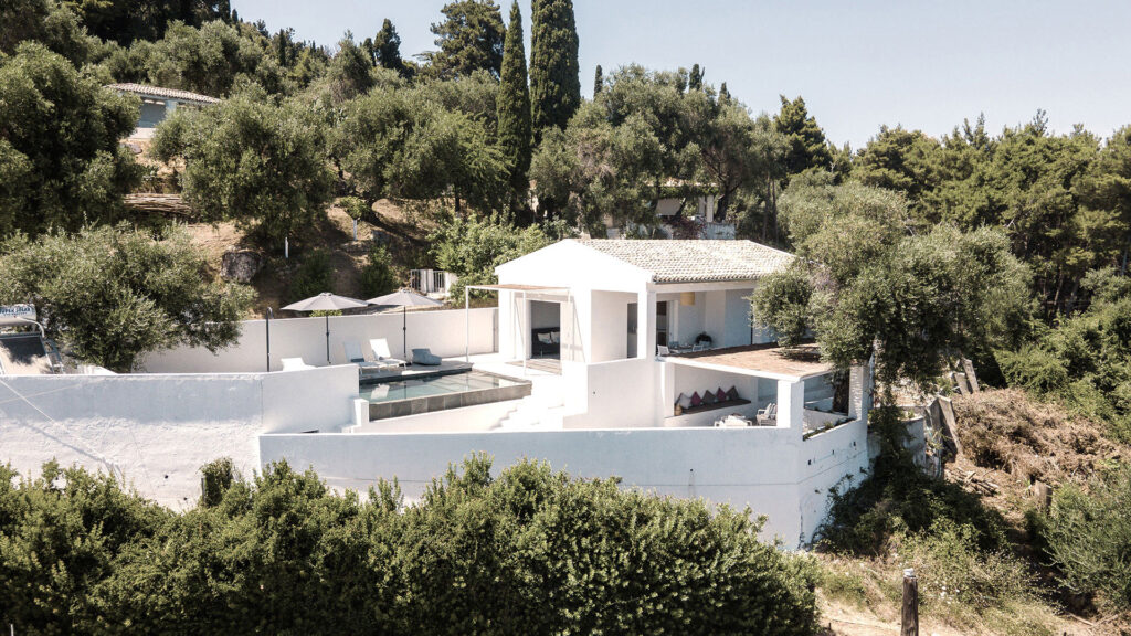 Thetacon Architecture Construction Corfu Zoela Zoe Modern villa in Achilleion featured 0