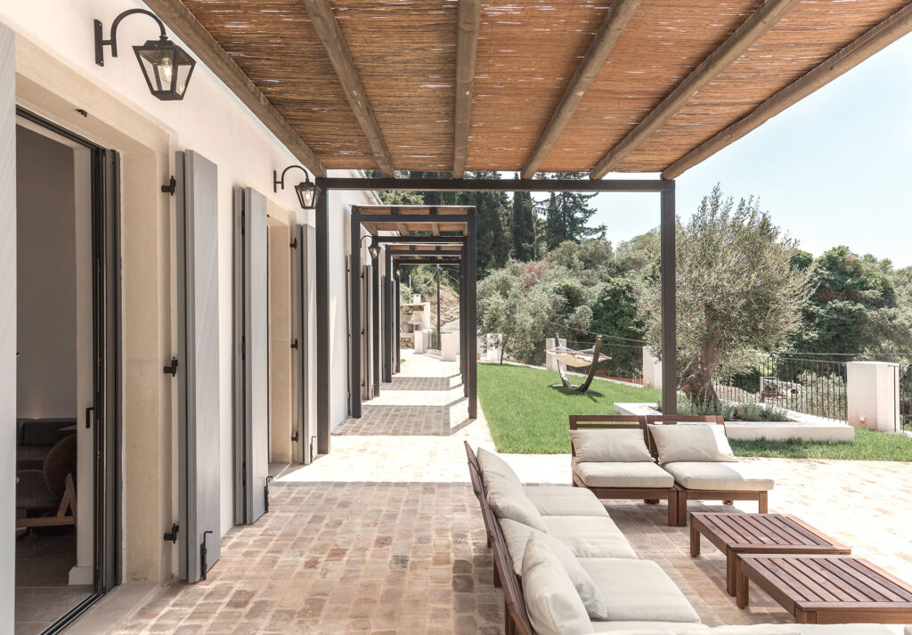 Thetacon Architecture Construction Corfu Casa Apalati Contemporary mediterranean villa in Pelekas featured 1