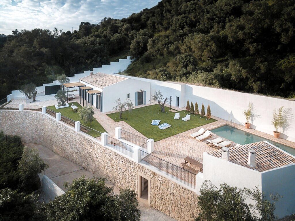 Thetacon Architecture Construction Corfu Casa Apalati Contemporary mediterranean villa in Pelekas featured 3