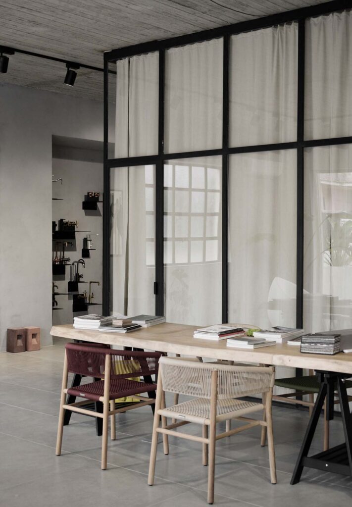 Thetacon Showroom Store details 32